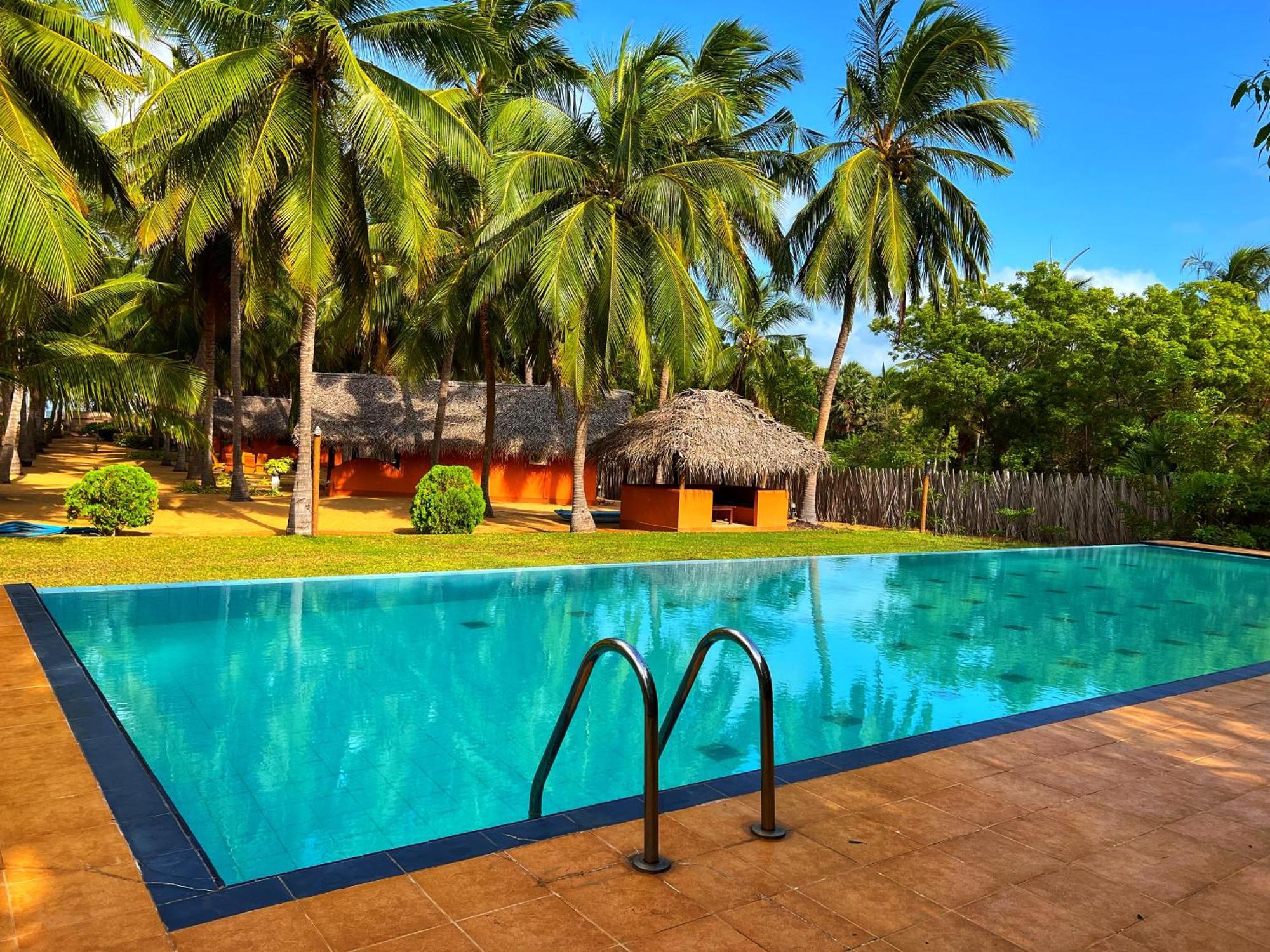 Roshanne Beach Resort Kalpitiya Eksteriør billede