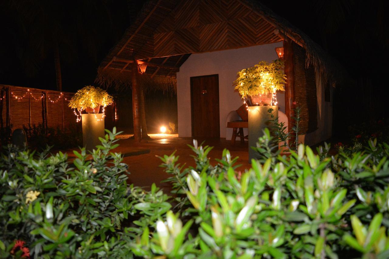 Roshanne Beach Resort Kalpitiya Eksteriør billede