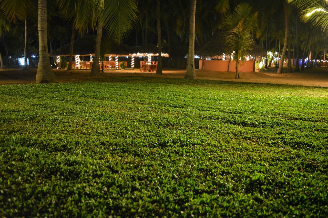 Roshanne Beach Resort Kalpitiya Eksteriør billede