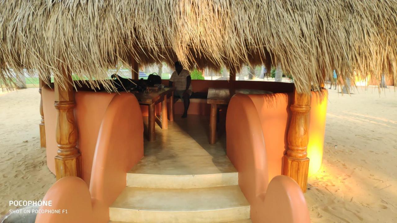 Roshanne Beach Resort Kalpitiya Eksteriør billede
