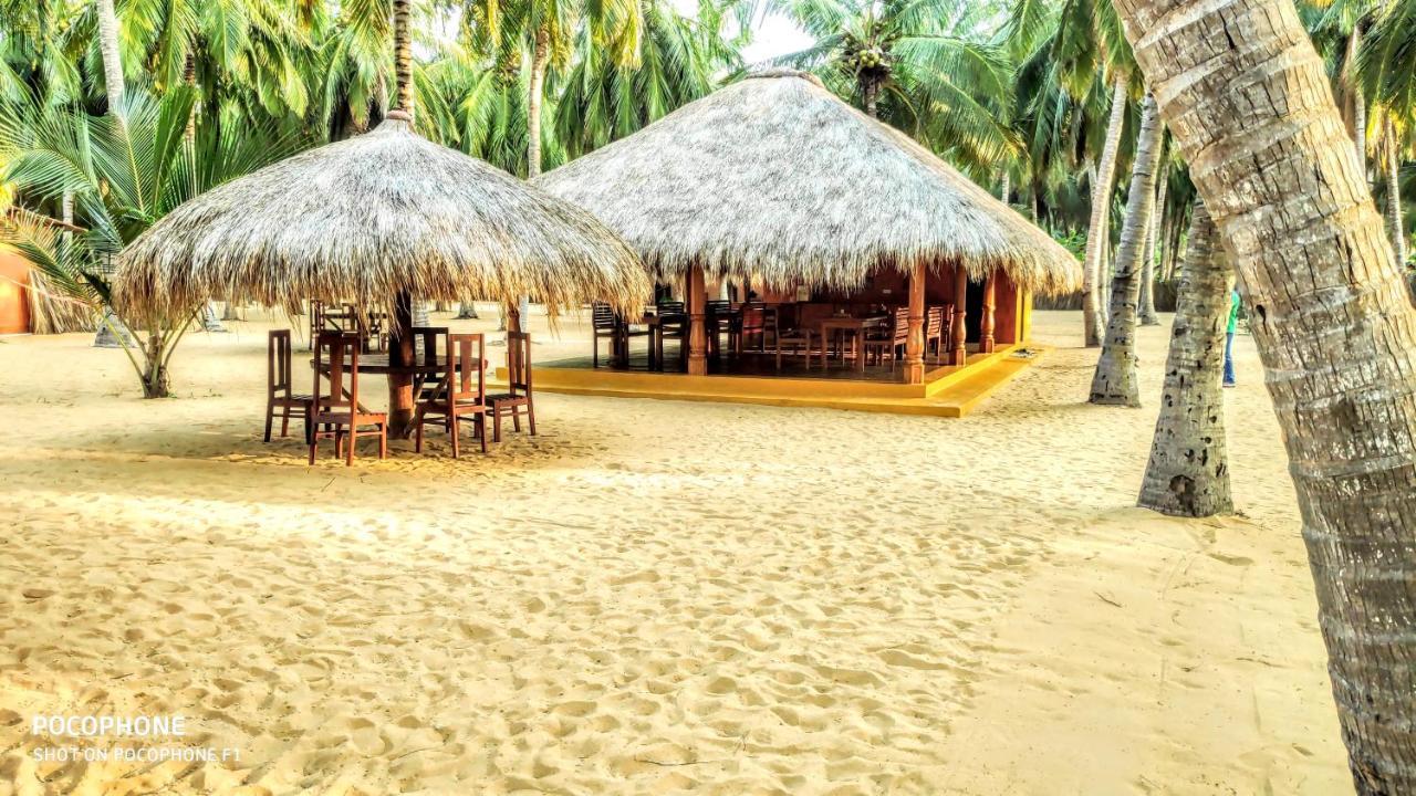Roshanne Beach Resort Kalpitiya Eksteriør billede
