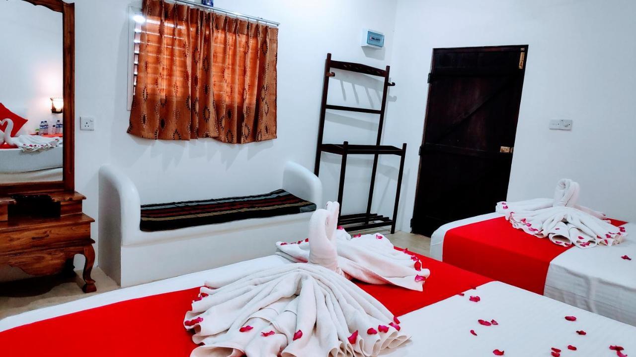 Roshanne Beach Resort Kalpitiya Eksteriør billede