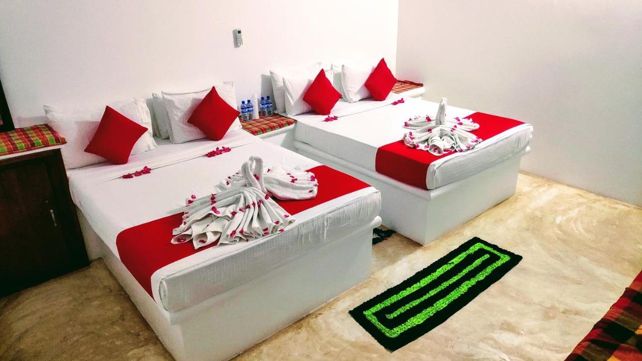Roshanne Beach Resort Kalpitiya Eksteriør billede